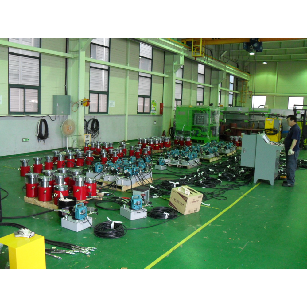 LIFTING & JACK UP SYSTEM