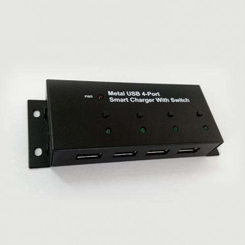 Supporting the 5V USB compatible devices 4Port Smart Charger With Switch Slim Black
