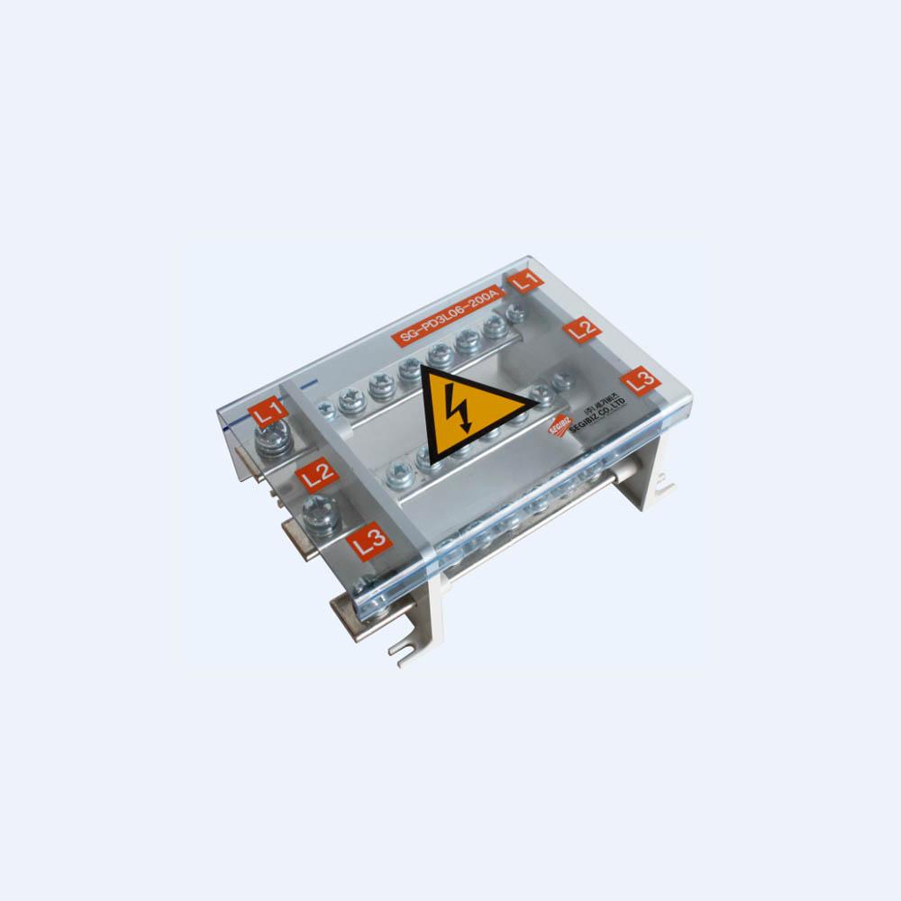 Power distribution terminal block