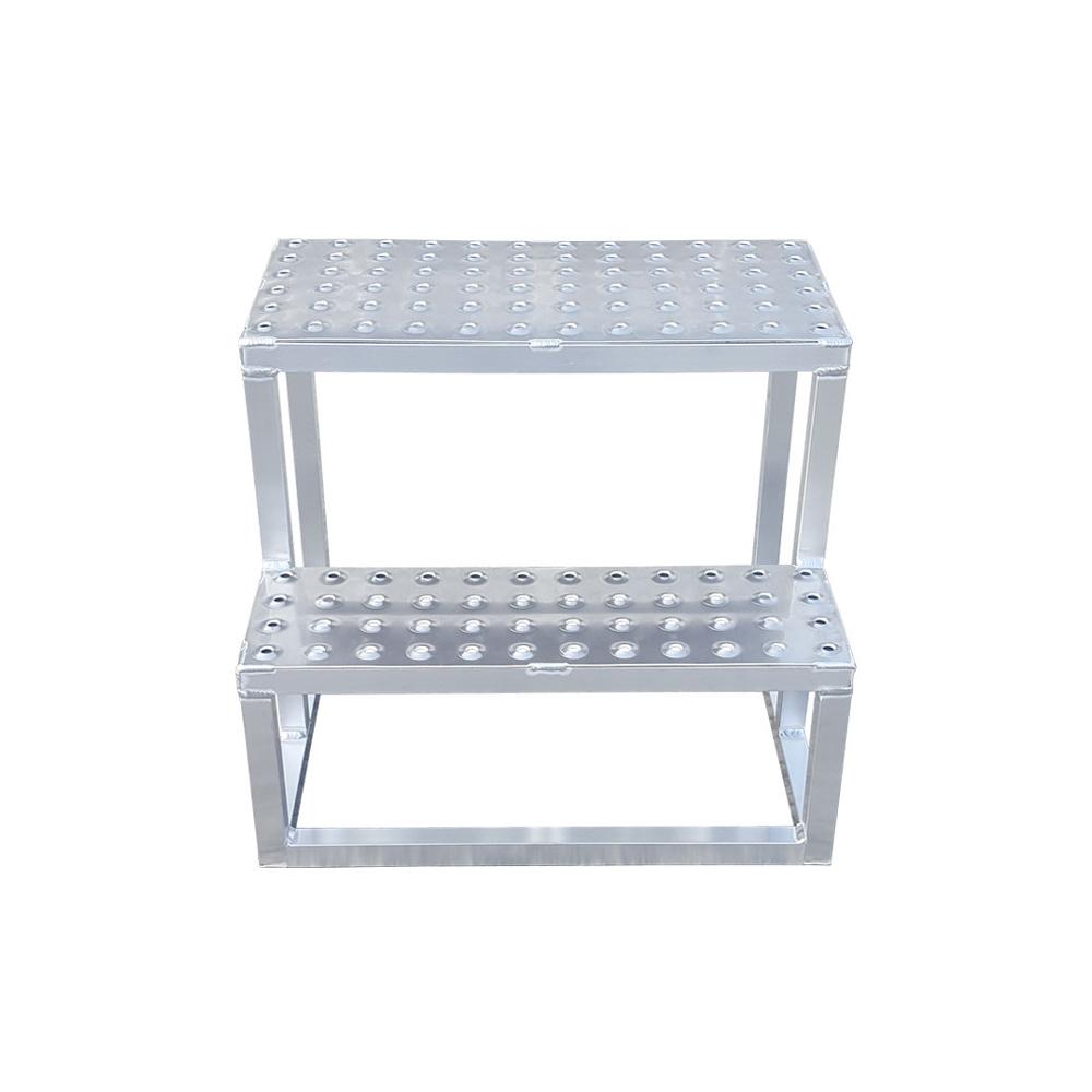 Aluminum step stand
