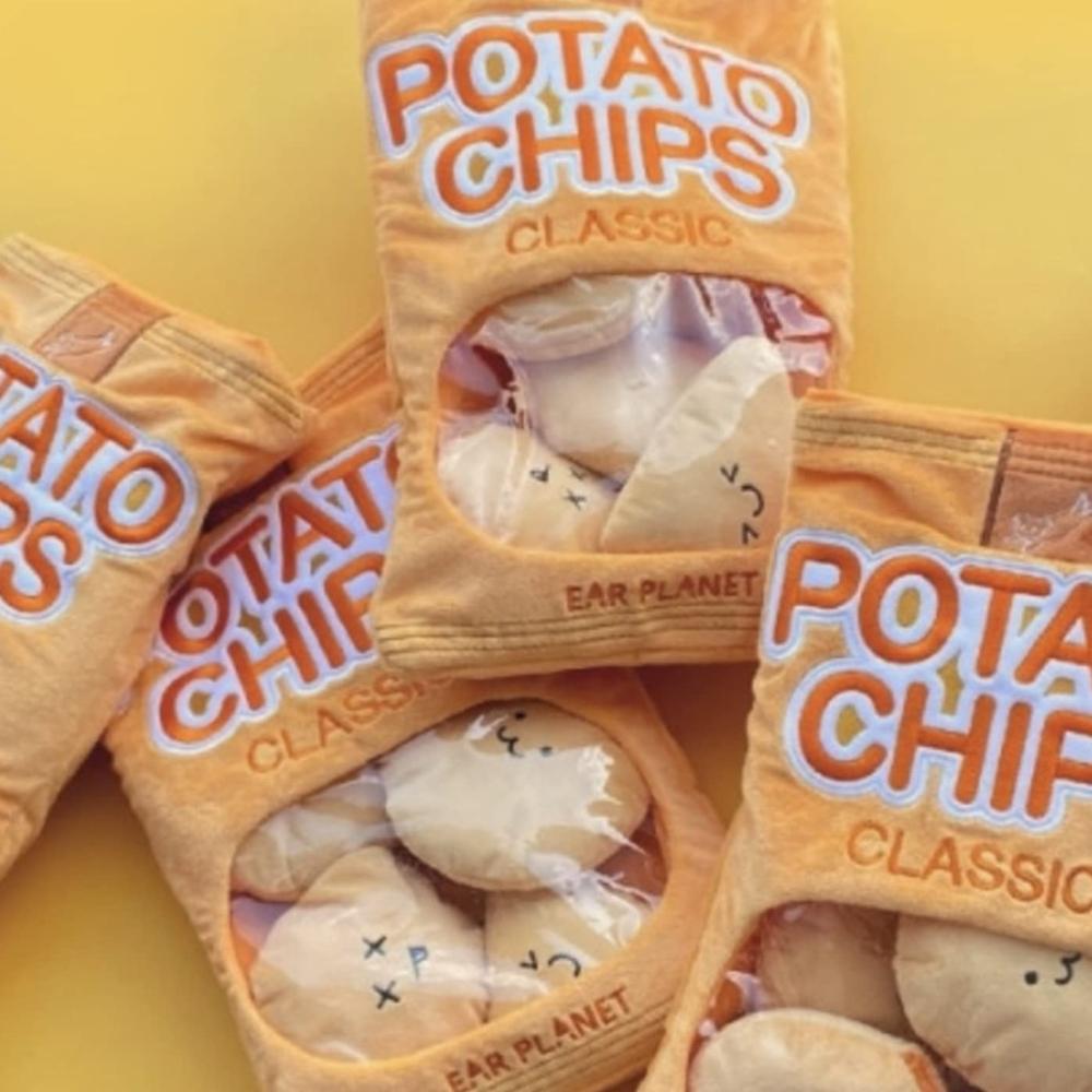 Potato chip nose walk toy