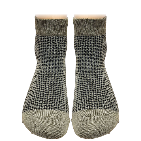 Functional Socks with Far-Infrared Radiation